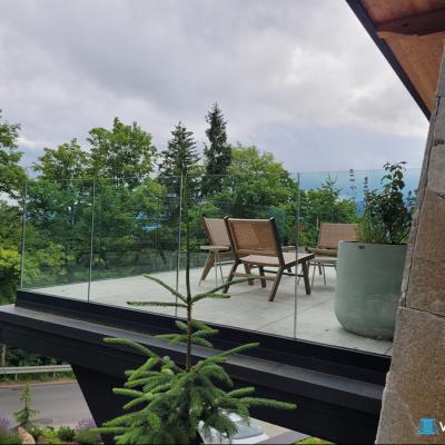 Balustrady Szklane Bez Pochwytu 007