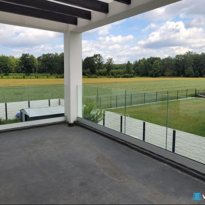 Balustrady Szklane Bez Pochwytu 010