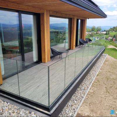 Balustrady Szklane Bez Pochwytu 015